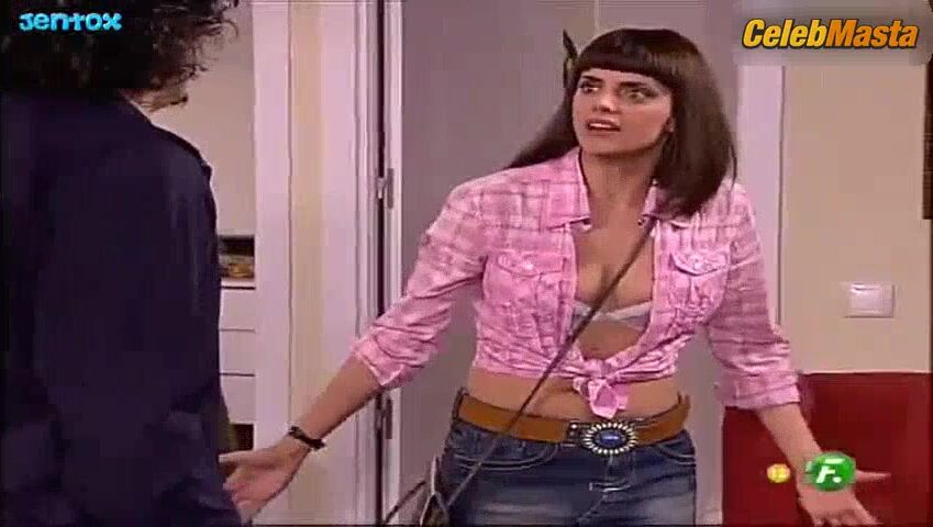 Macarena Gomez ’s Underwear Scene From La Que Se - Photo 1 of 5 photo 2