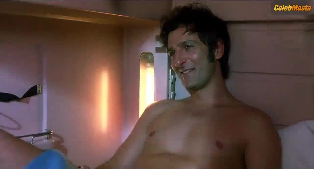 Veronica Sanchez Tits Scene From La Montaaa Rusa - Photo 2 of 5 photo 4