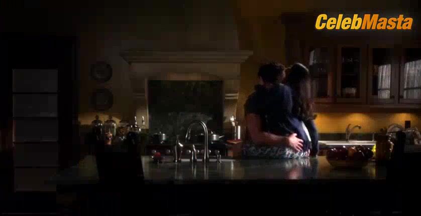 Rhona Mitra ’s Underwear Scene From The Gates - Photo 3 of 5 photo 1