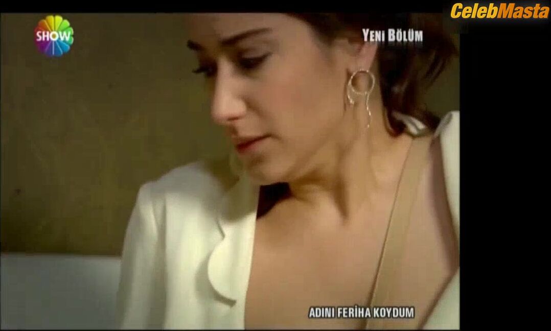 Hazal Kaya ’s Sexy Scene From Adini Feriha Koydum - Photo 2 of 5 photo 5