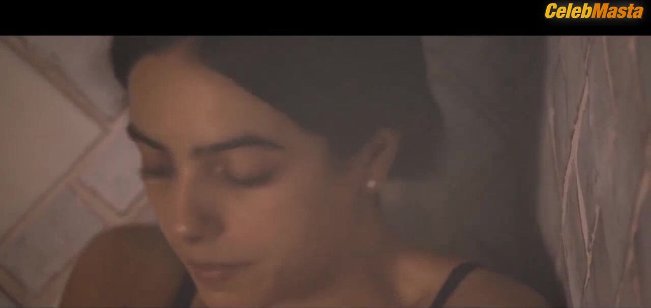 Hafsia Herzi ’s Lesbian Boobs Scene In You Deserve - Photo 2 of 5 photo 5