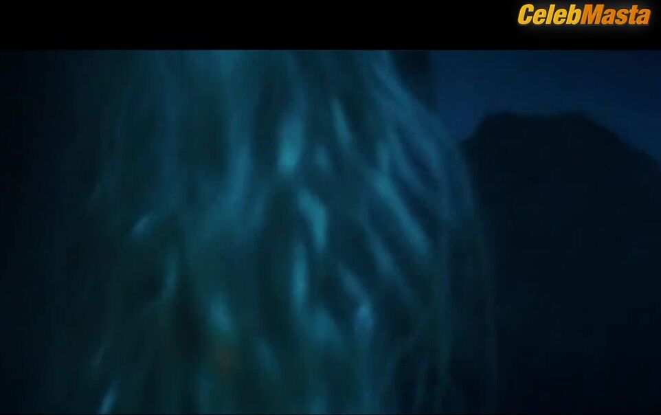 Morgan Saylor ’s Tits Scene In White Girl - Photo 2 of 5 photo 5