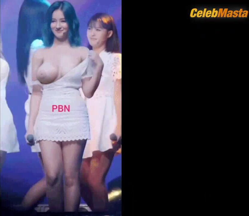 Nancy Momoland Tits Scene From Nude 2 - Photo 1 of 5 photo 5