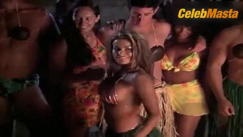 Carmen Electra ’s Swimsuit Scene In Baywatch - Photo 3 of 5 photo 4