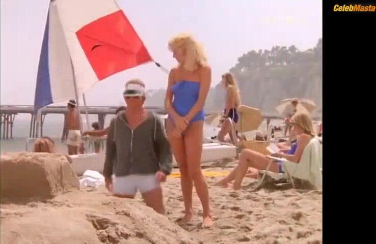 Suzanne Somers Tits Scene From Zuma Beach - Photo 3 of 5 photo 4
