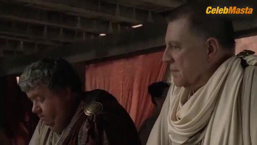 Rhona Mitra Looks Sexy In Spartacus Scene - Photo 1 of 5 photo 2