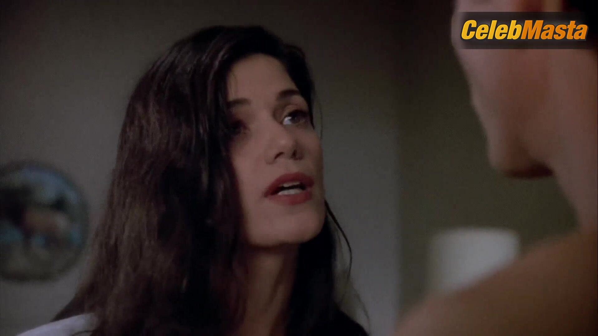 Linda Fiorentino Shows Tits, Underwear Scene In The Last - Photo 1 of 5 photo 4
