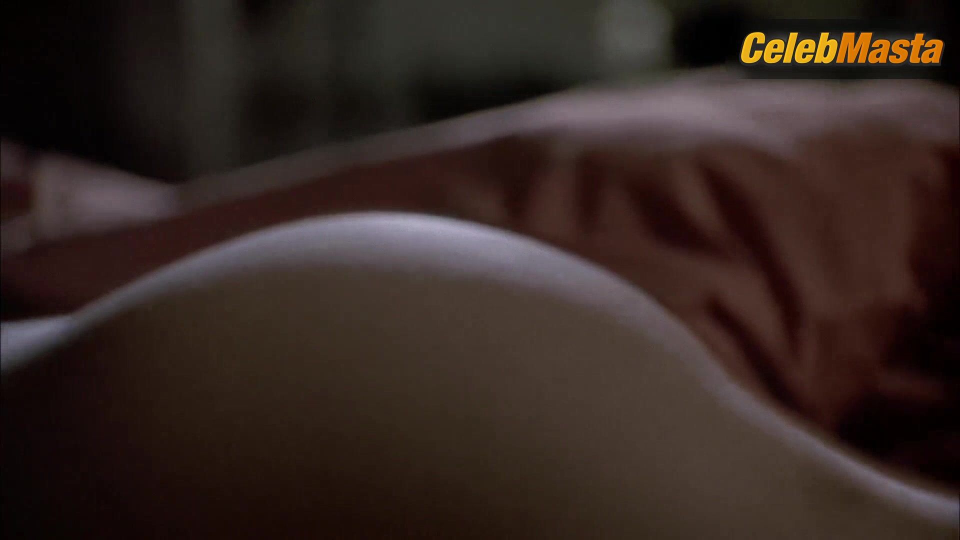 Linda Fiorentino Bares Ass Scene In The Last Seduction - Photo 1 of 5 photo 4