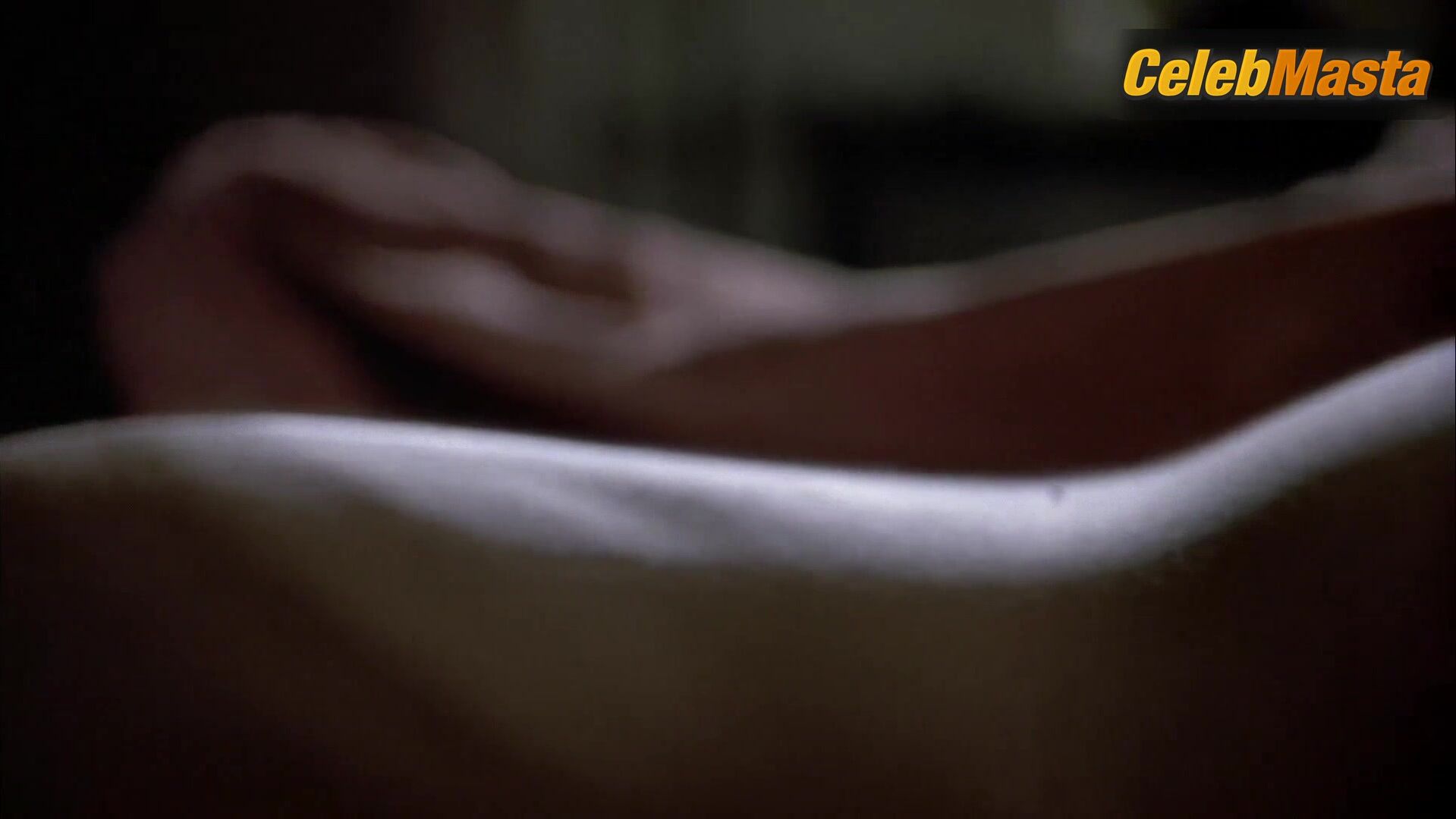 Linda Fiorentino Bares Ass Scene In The Last Seduction - Photo 1 of 5 photo 5