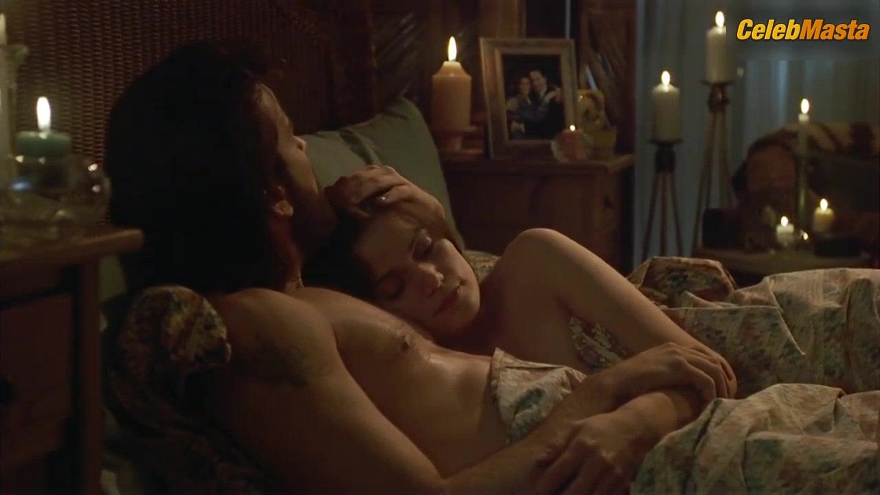 Linda Fiorentino Flaunts Ass, Tits Scene In Beyond The Law - Photo 1 of 5 photo 5