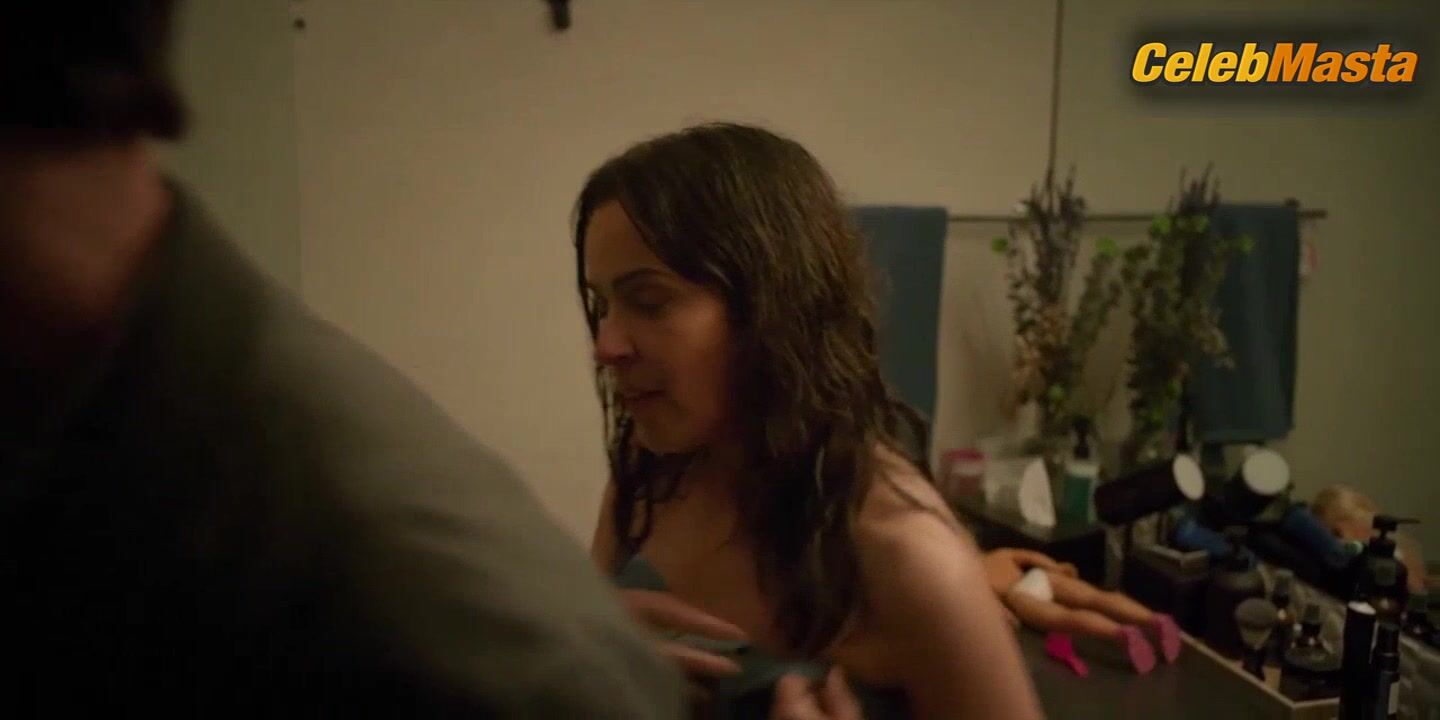 Veronica Sanchez Boobs, Underwear Scene In Angela - Photo 2 of 5 photo 4