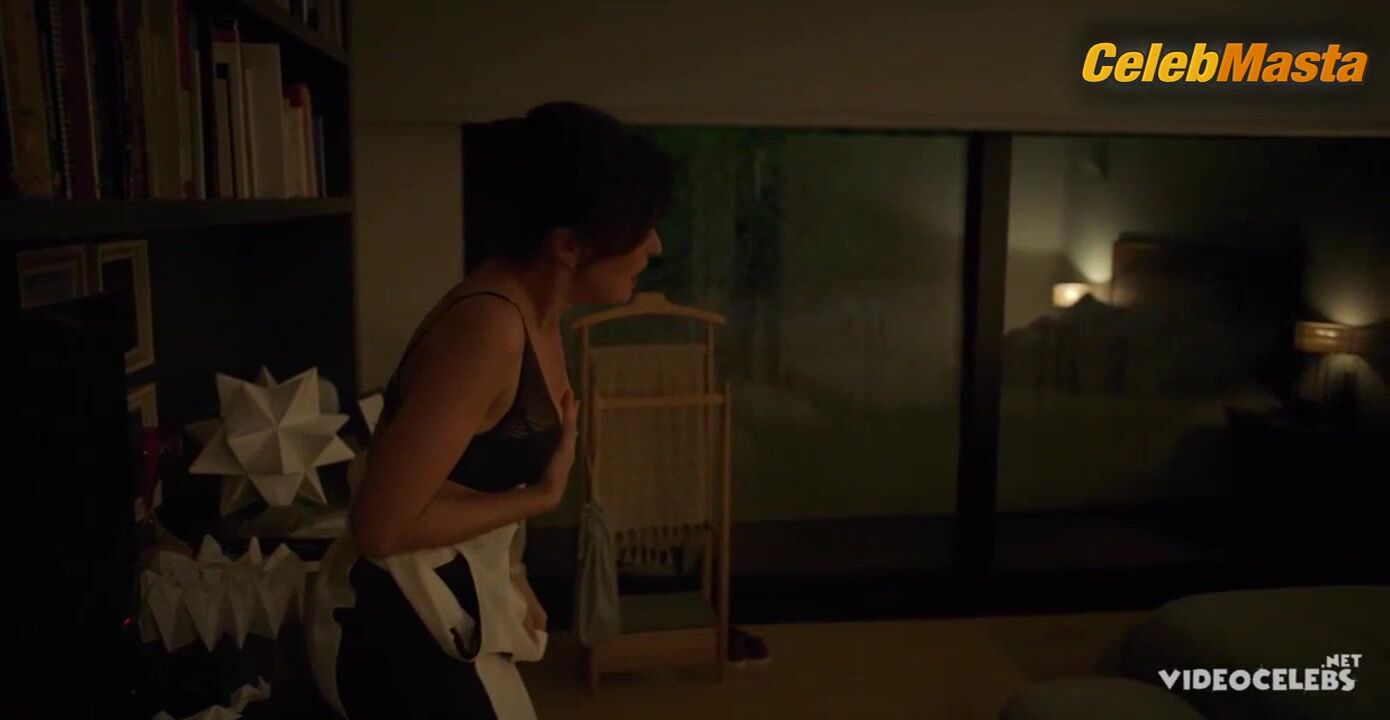Veronica Sanchez Boobs, Underwear Scene In Angela - Photo 2 of 5 photo 5