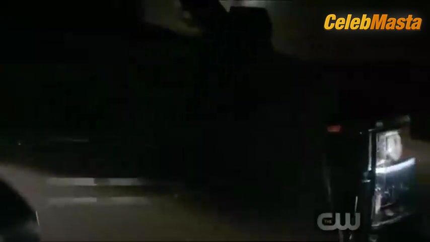 Phoebe Tonkin Flaunts Sex Scene In The Originals - Photo 1 of 5 photo 5