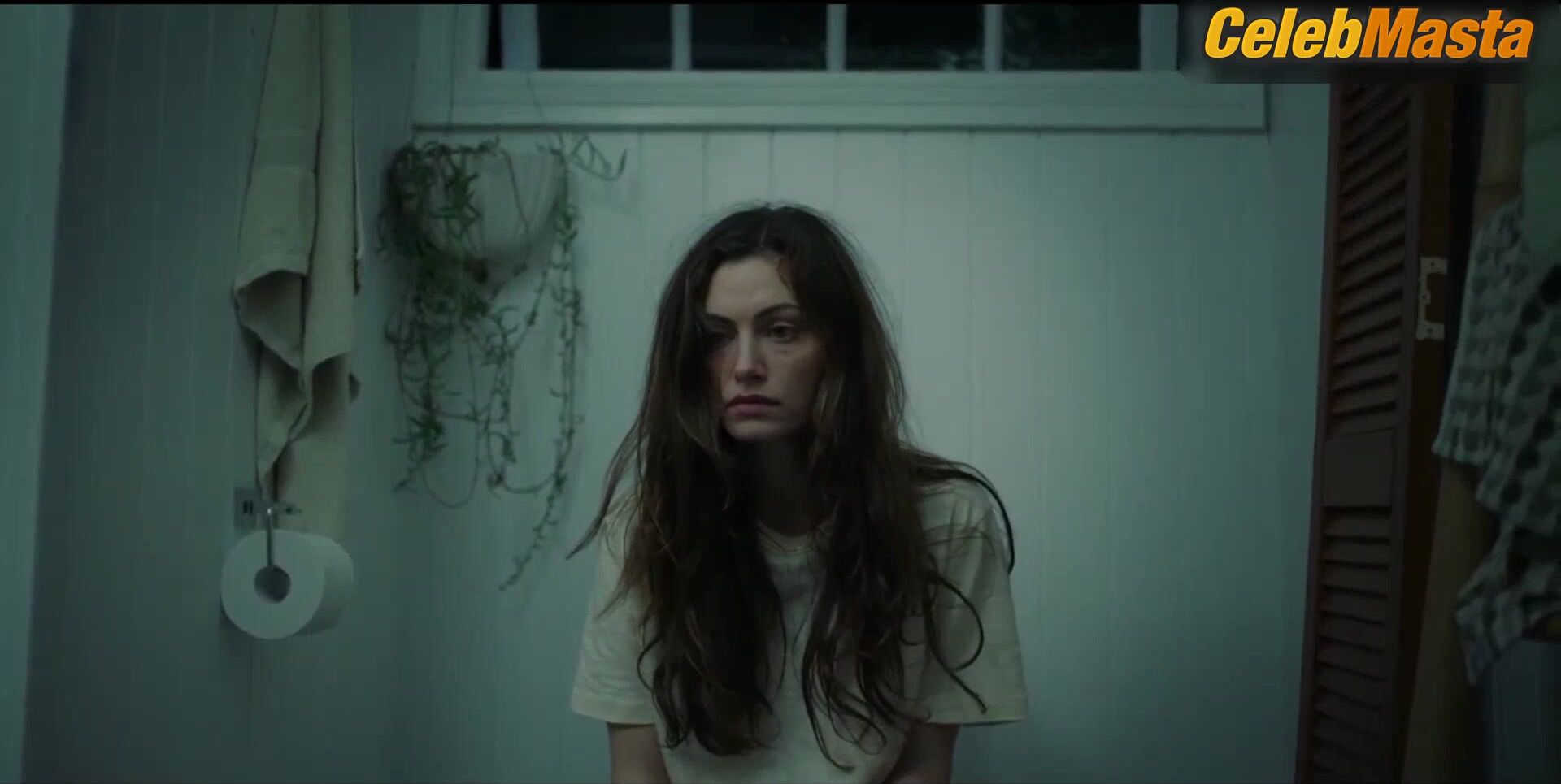 Phoebe Tonkin Reveals Sex Scene In Two Years Later - Photo 1 of 5