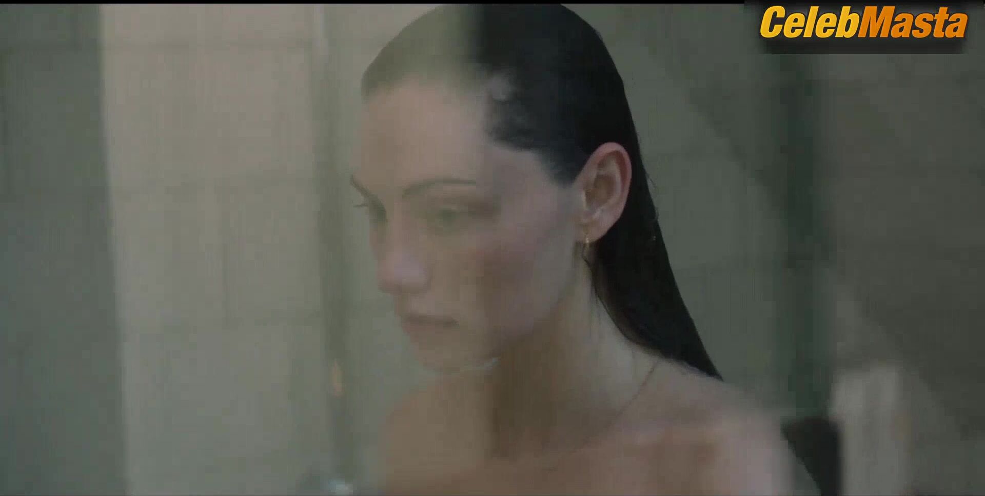 Phoebe Tonkin Reveals Sex Scene In Two Years Later - Photo 1 of 5 photo 5