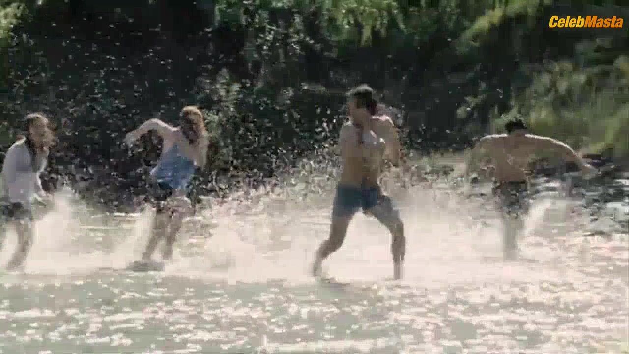 Phoebe Tonkin Reveals Sultry Scene In H2o Just Add Water - Photo 1 of 5 photo 4