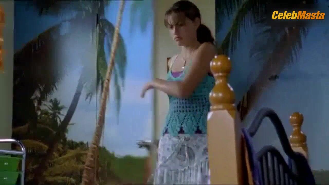 Phoebe Tonkin Hot Scene In H2o Just Add Water - Photo 1 of 5 photo 5