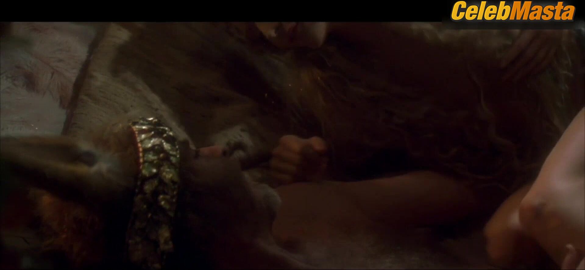 Michelle Pfeiffer Sex Scene From A Midsummer Night’s - Photo 1 of 5 photo 2