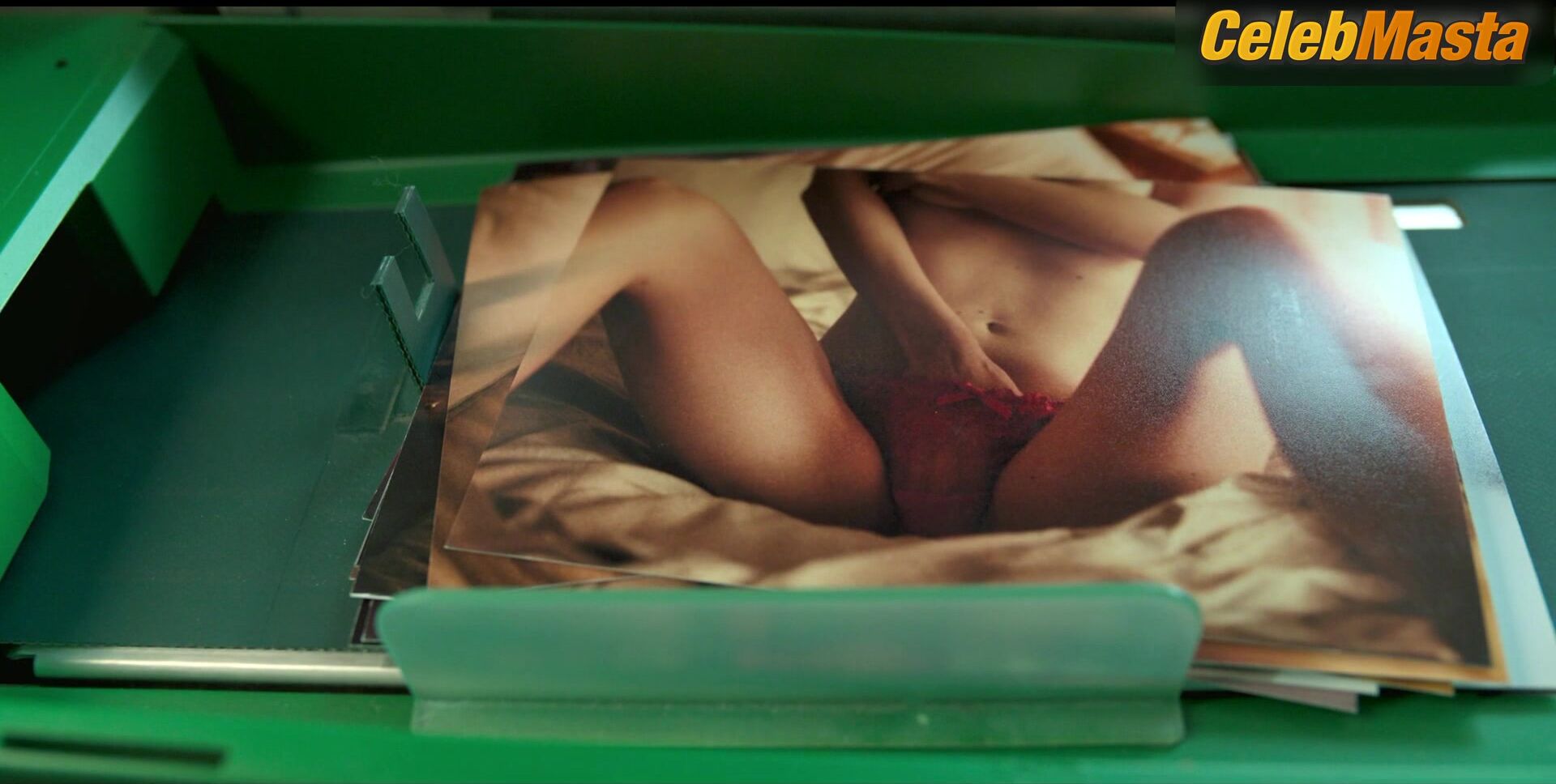 Leila George Reveals Underwear Scene In Disclaimer - Photo 2 of 5 photo 5