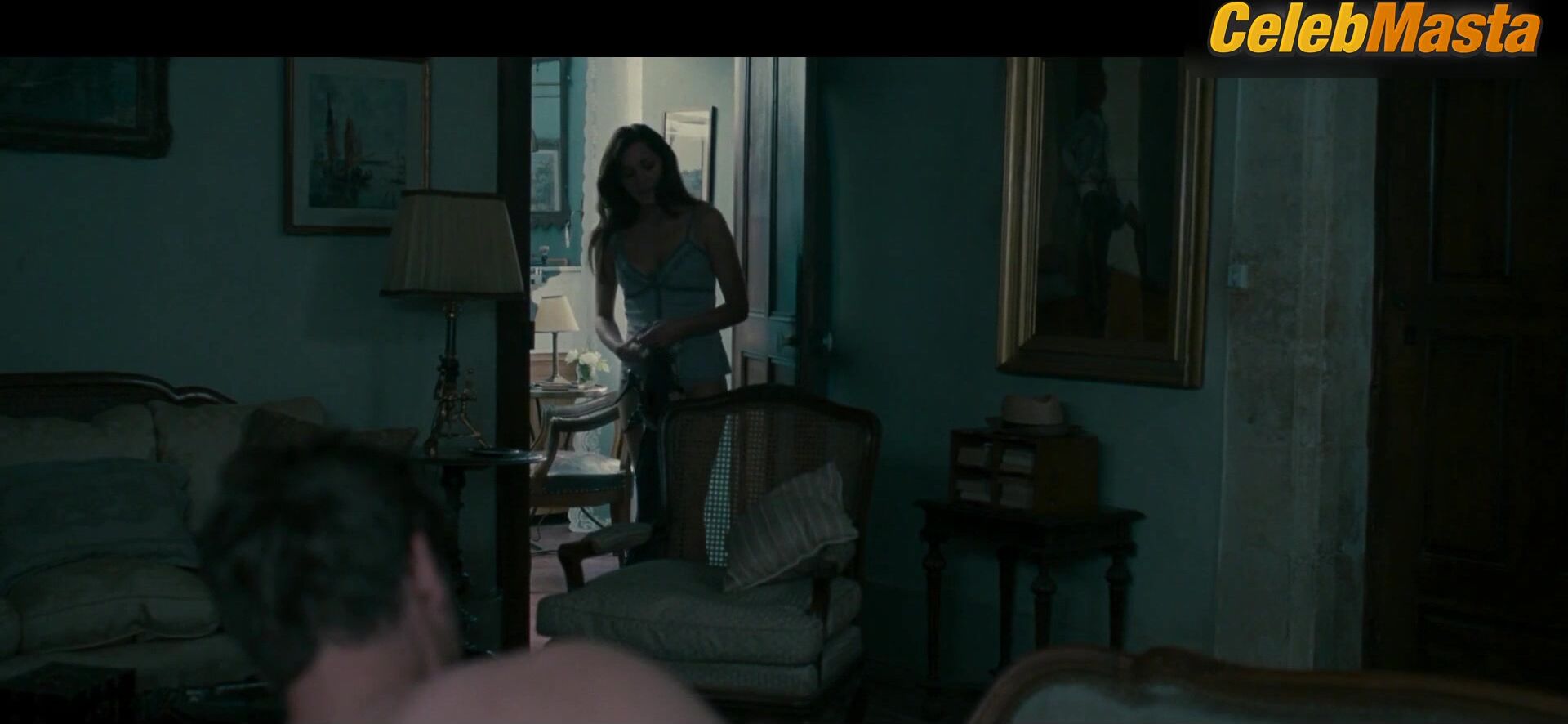 Marion Cotillard ’s Underwear Scene In A Good Year - Photo 2 of 5