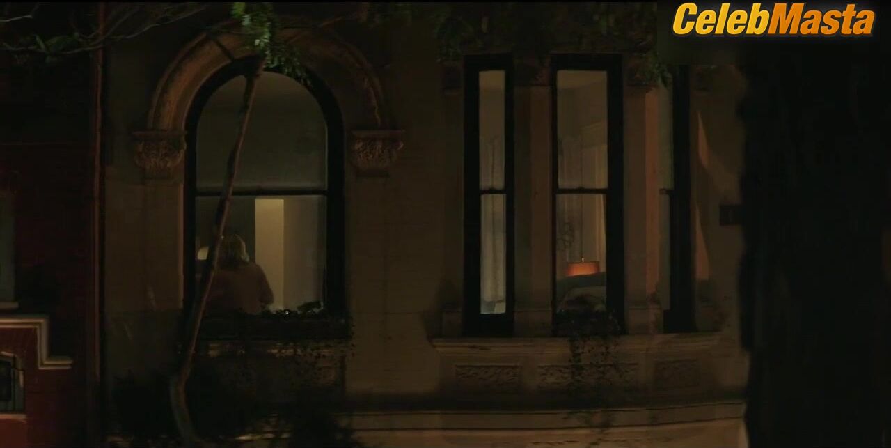 Elizabeth Lail ’s Butt Scene In You - Photo 1 of 5 photo 2