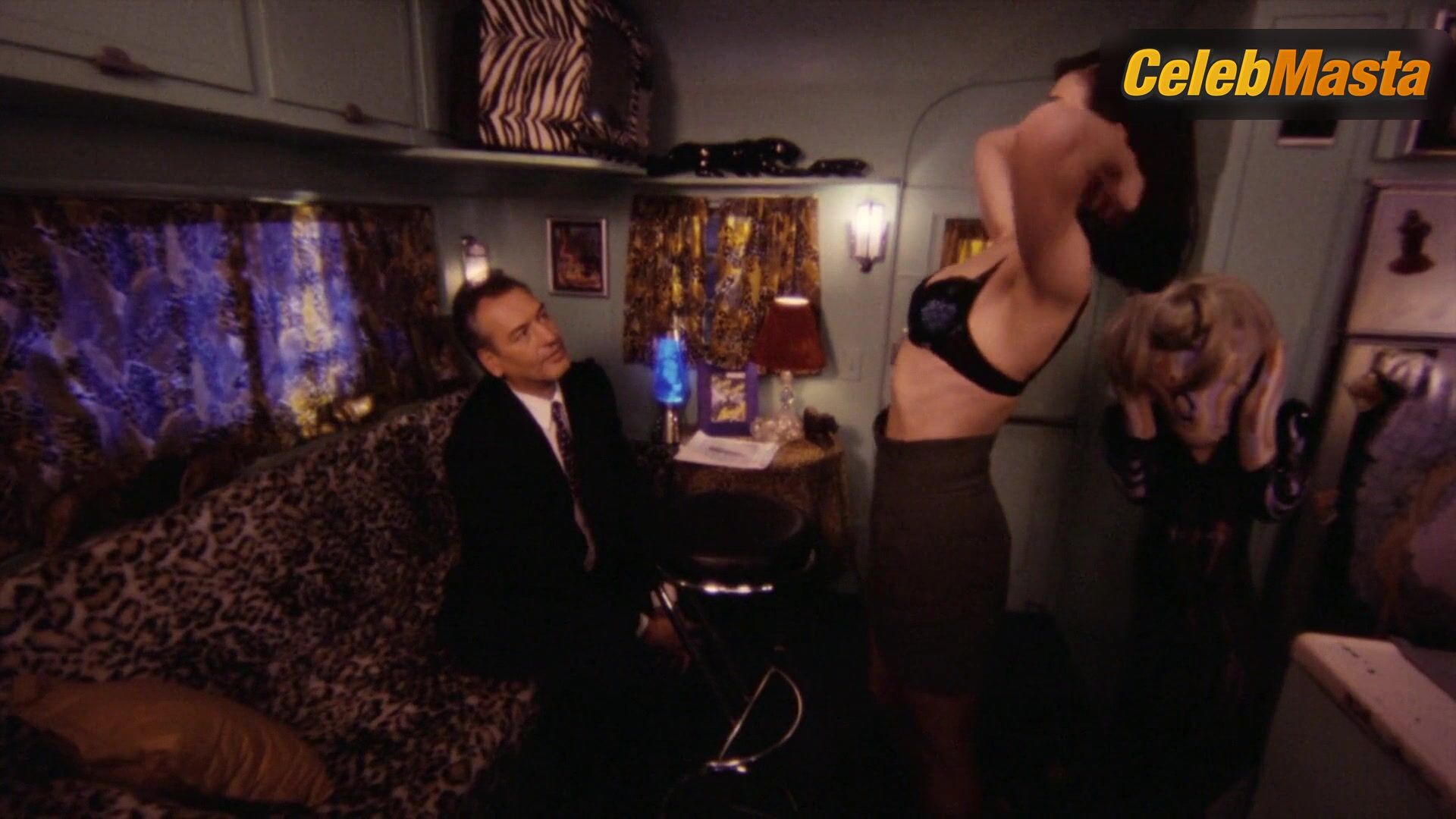 Linda Fiorentino ’s Underwear Scene In Acting On Impulse - Photo 1 of 5