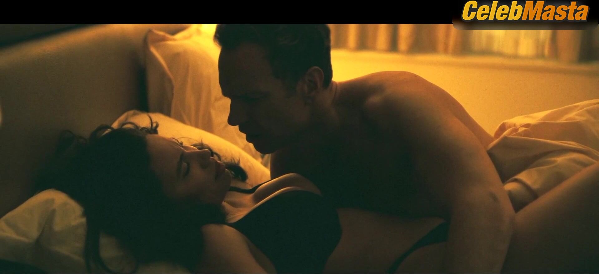 Jurnee Smollett-bell Reveals Underwear Scene In Smoke - Photo 2 of 5 photo 4