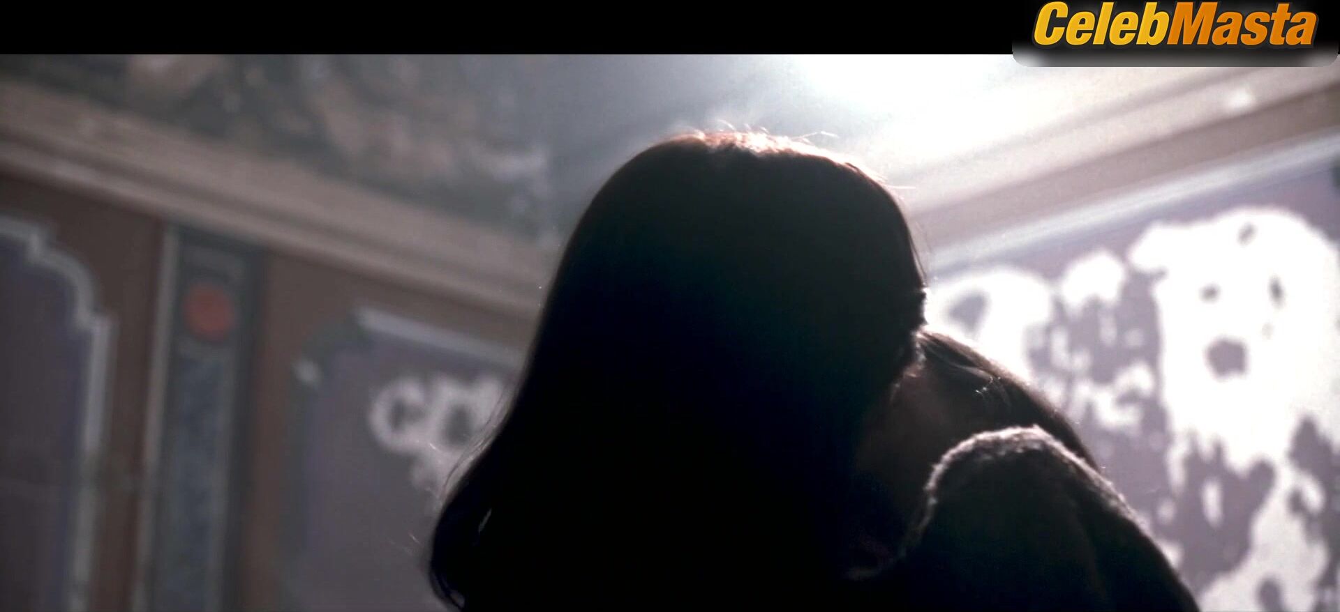 Clara Pacini Marion Cotillard And Share Lesbian Scene In - Photo 1 of 5 photo 5