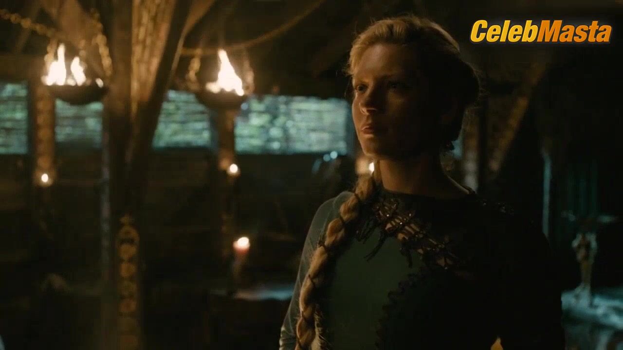 Josefin Asplund Katheryn Winnick And ’s Lesbian Scene - Photo 1 of 5
