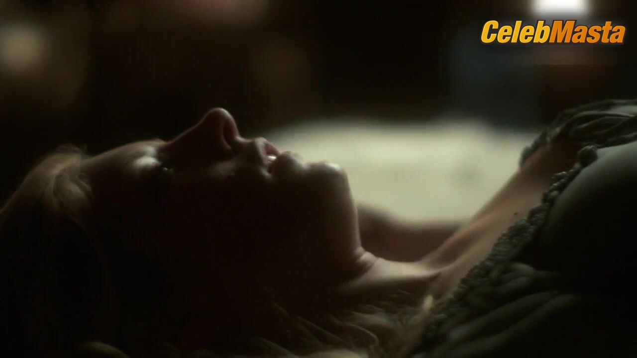 Josefin Asplund Katheryn Winnick And ’s Lesbian Scene - Photo 1 of 5 photo 4