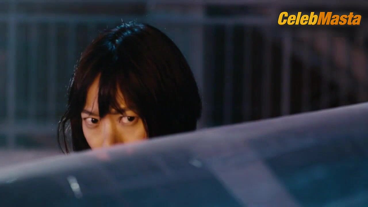 Doona Bae Sports Underwear Scene In Sense8 - Photo 1 of 5 photo 5
