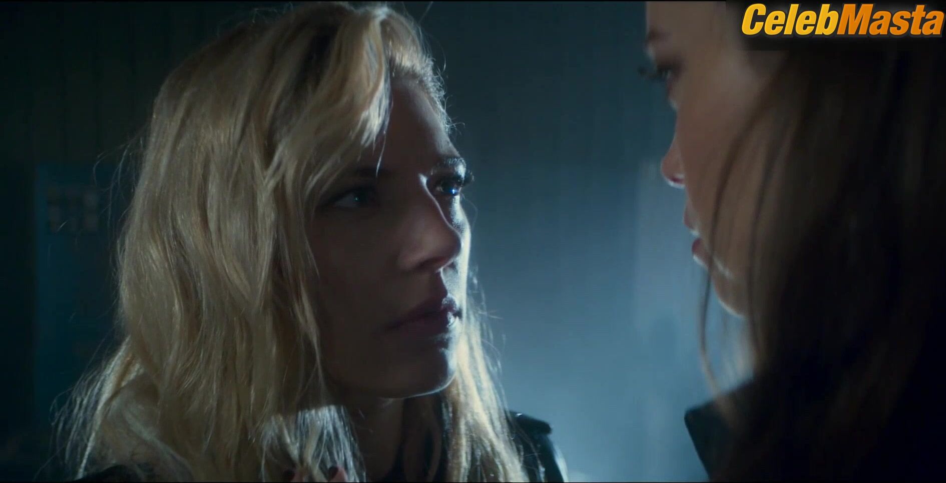 Katheryn Winnick And Summer Glau’s Lesbian Sex Scene In - Photo 2 of 5 photo 4