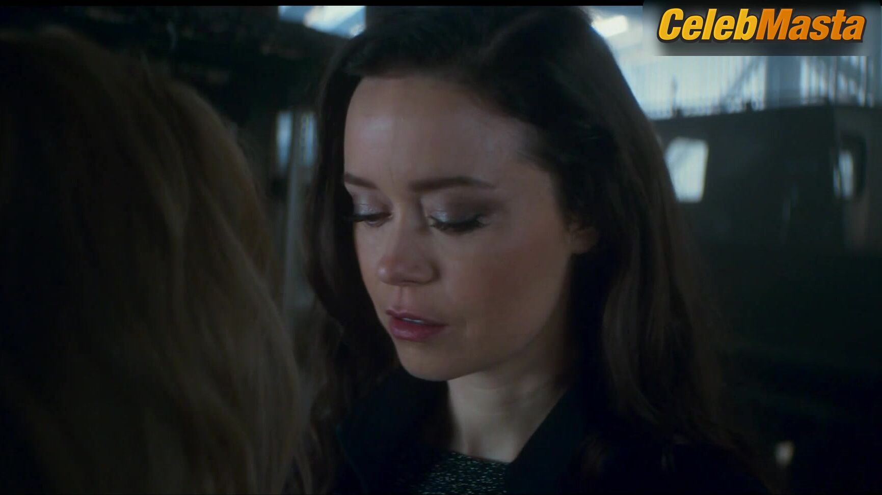 Katheryn Winnick And Summer Glau’s Lesbian Sex Scene In - Photo 2 of 5 photo 5