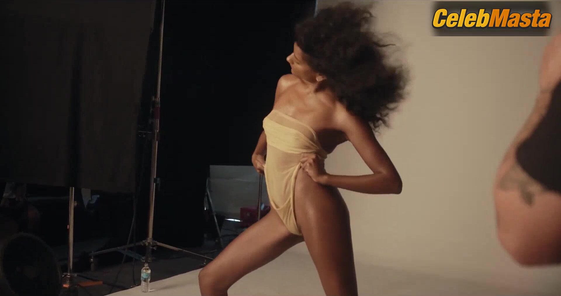 Simone Ashley Tits Scene From Making Of Calendario Pirelli - Photo 2 of 5