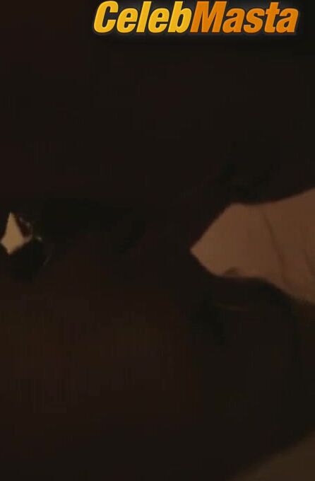 Phoebe Tonkin Hot Scene In Safe Harbour - Photo 2 of 5