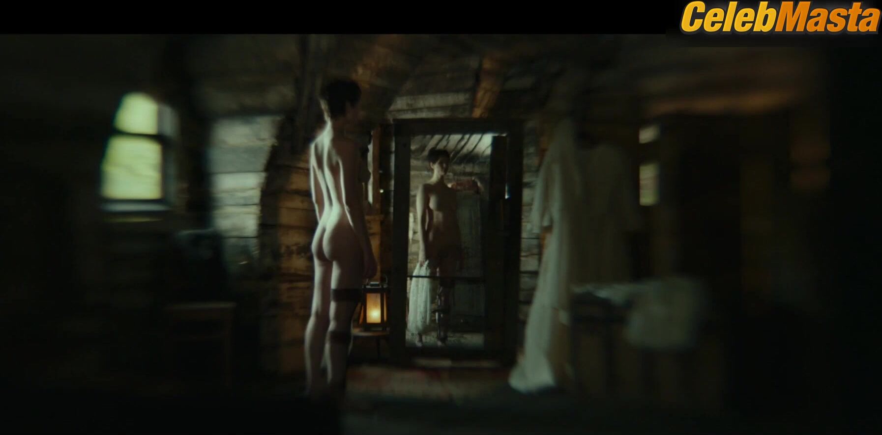 Lisa Vicari Hot Scene In Django - Photo 2 of 5 photo 4