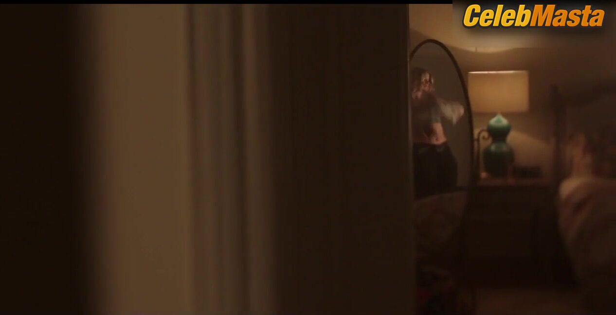 Elizabeth Lail Reveals Underwear Scene In You - Photo 1 of 5 photo 5
