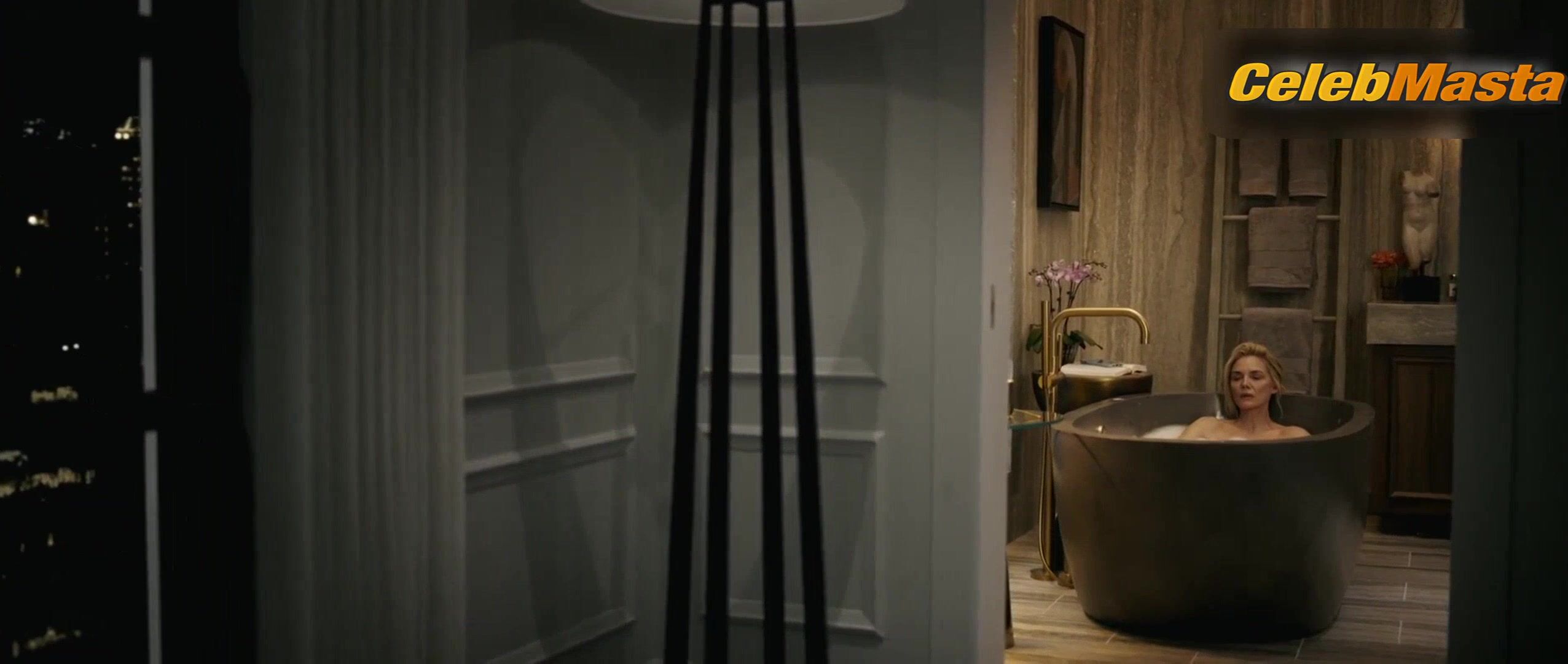 Michelle Pfeiffer ’s Sex Scene From The Madison - Photo 2 of 5 photo 1