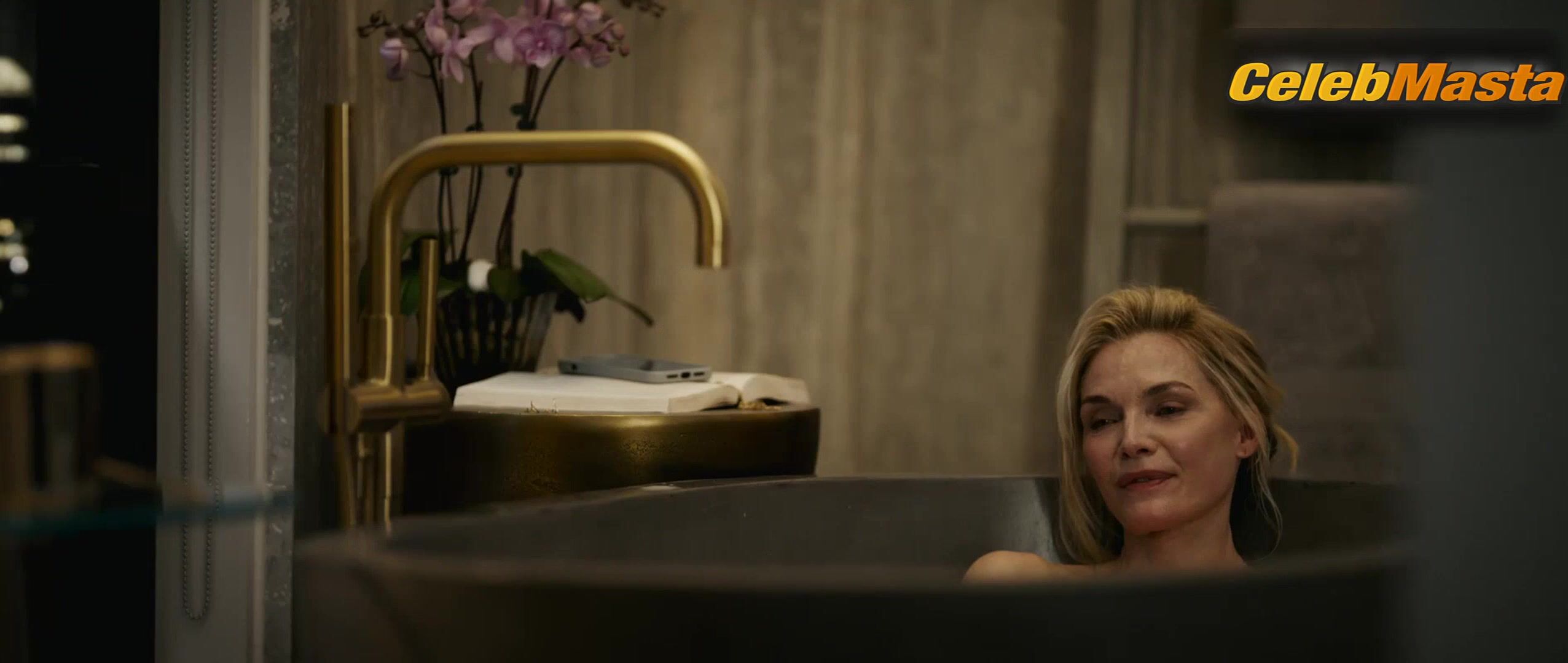 Michelle Pfeiffer ’s Sex Scene From The Madison - Photo 2 of 5 photo 4