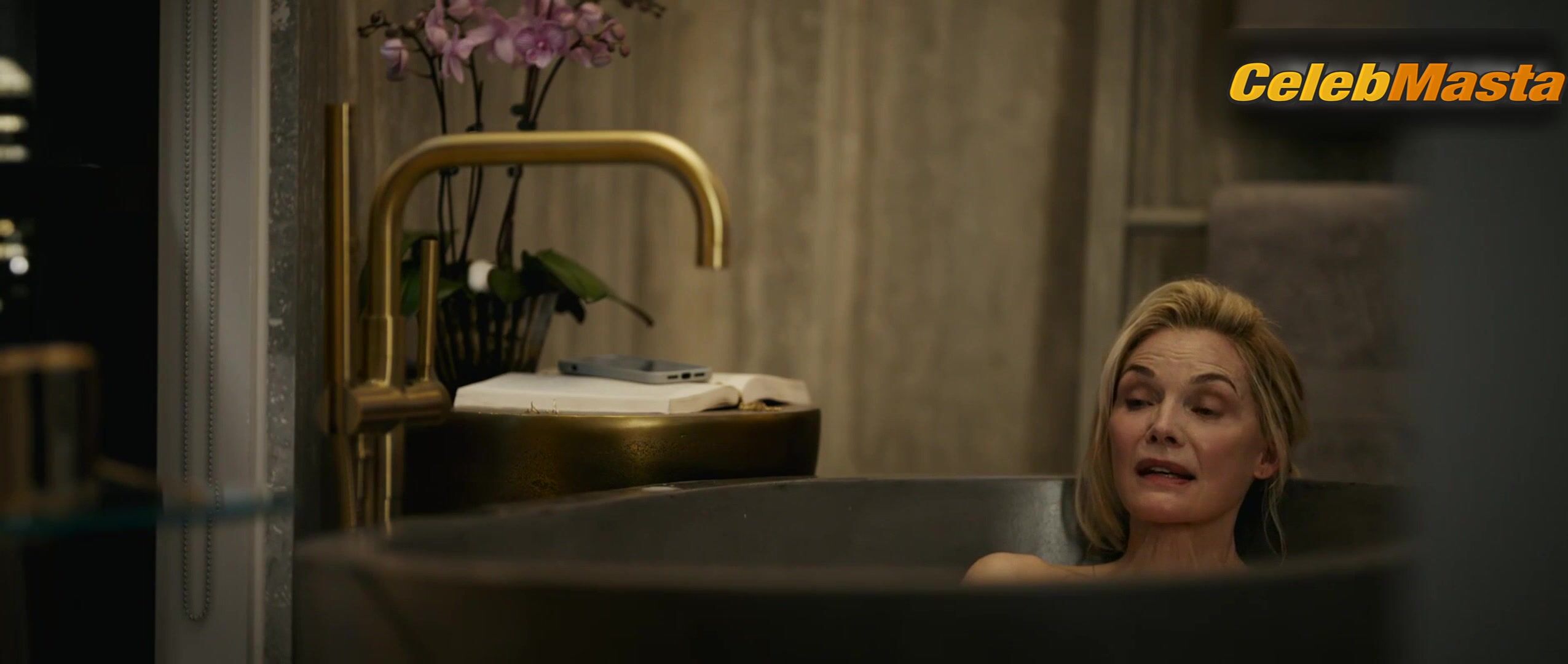 Michelle Pfeiffer ’s Sex Scene From The Madison - Photo 2 of 5 photo 5