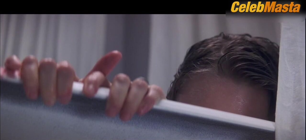 Michelle Pfeiffer Shows Off Sex Scene In What Lies Beneath - Photo 2 of 5 photo 4
