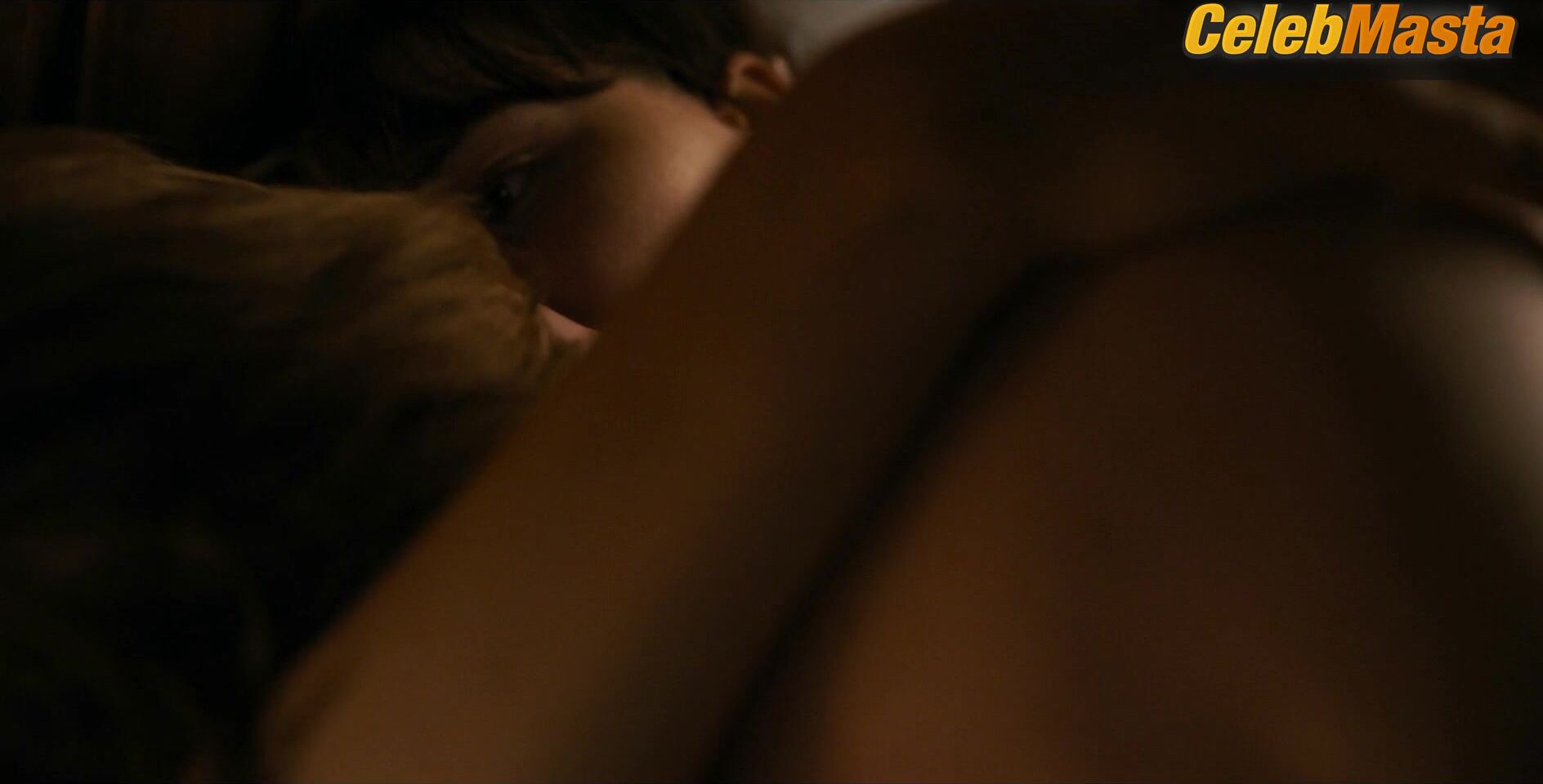 Lisa Vicari Flaunts Boobs Scene In Dark - Photo 2 of 5 photo 5