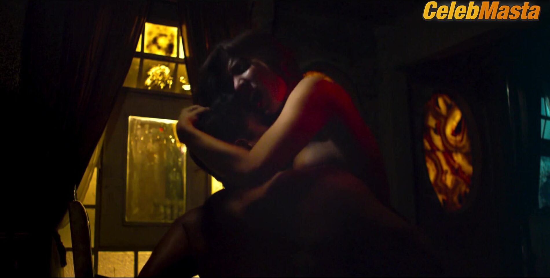 Erendira Ibarra Shows Tits In Dark Forces Scene - Photo 1 of 5