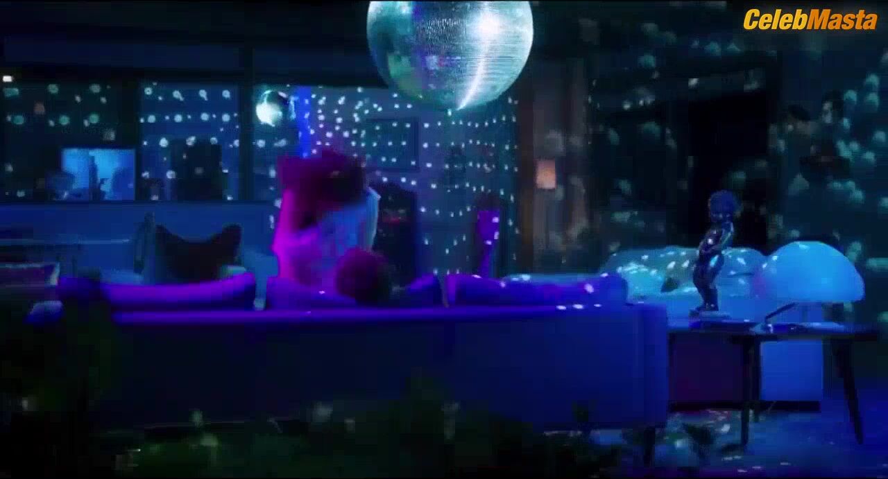 Marion Cotillard ’s Sex Scene From Rock’n Roll - Photo 1 of 5 photo 5