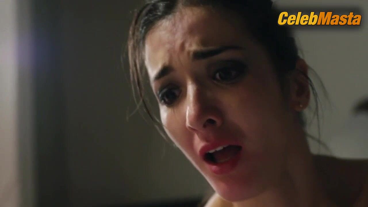 Erendira Ibarra ’s Thong Scene In Ingobernable - Photo 4 of 5