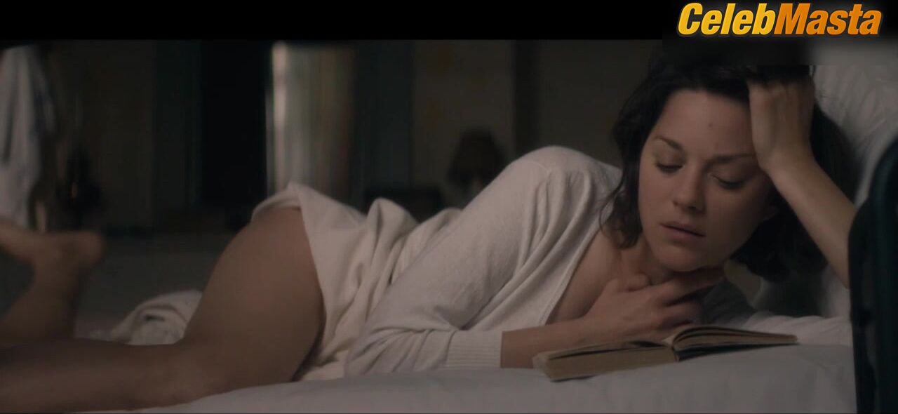 Marion Cotillard ’s Booty Scene In From The Land Of The - Photo 1 of 5
