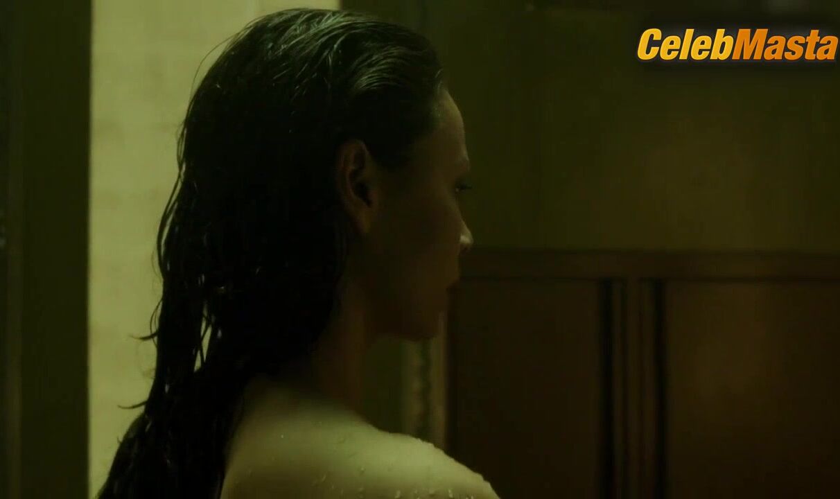 Melissa O'neil Melissa O’neil’s Hot Scene In - Photo 2 of 5 photo 5