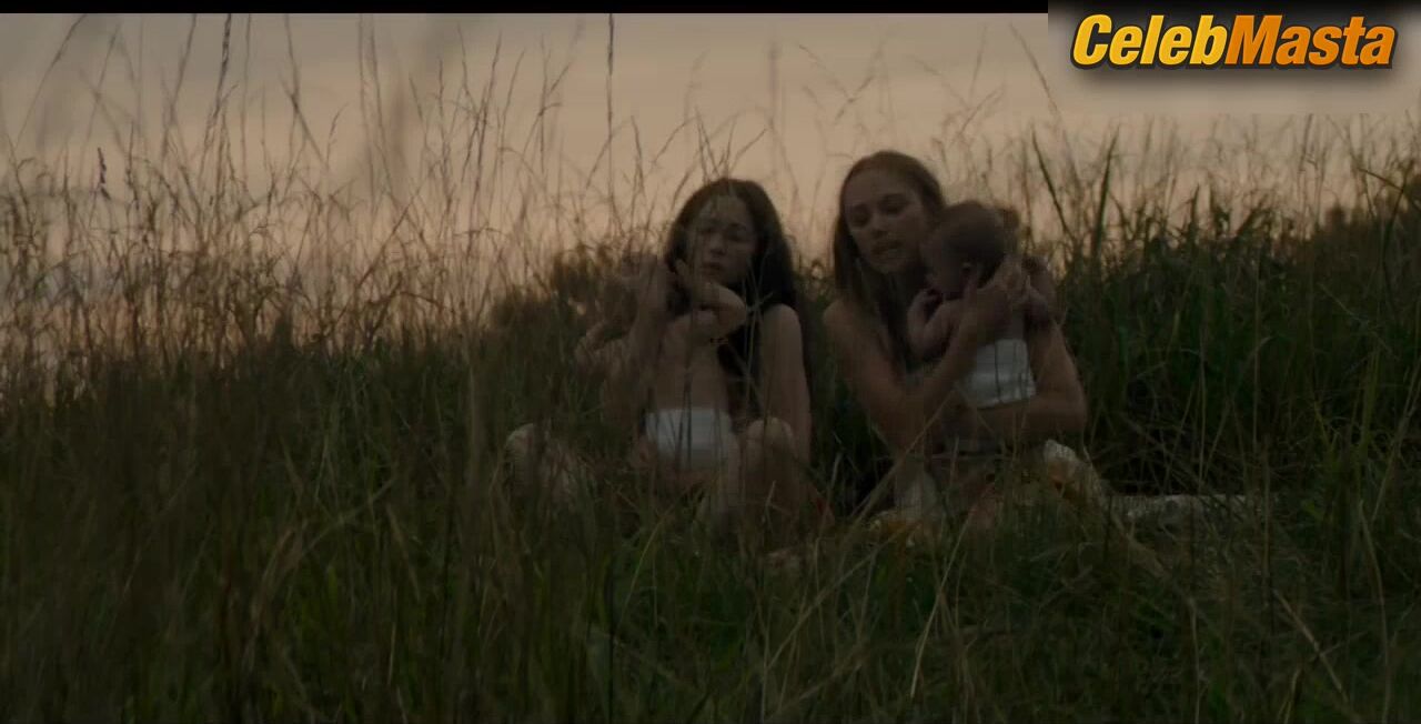 Maika Monroe ’s Sexy Scene From Mark Felt The Man - Photo 3 of 5 photo 5