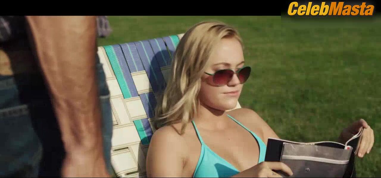 Maika Monroe Swimsuit Scene In At Any Price - Photo 1 of 5 photo 5