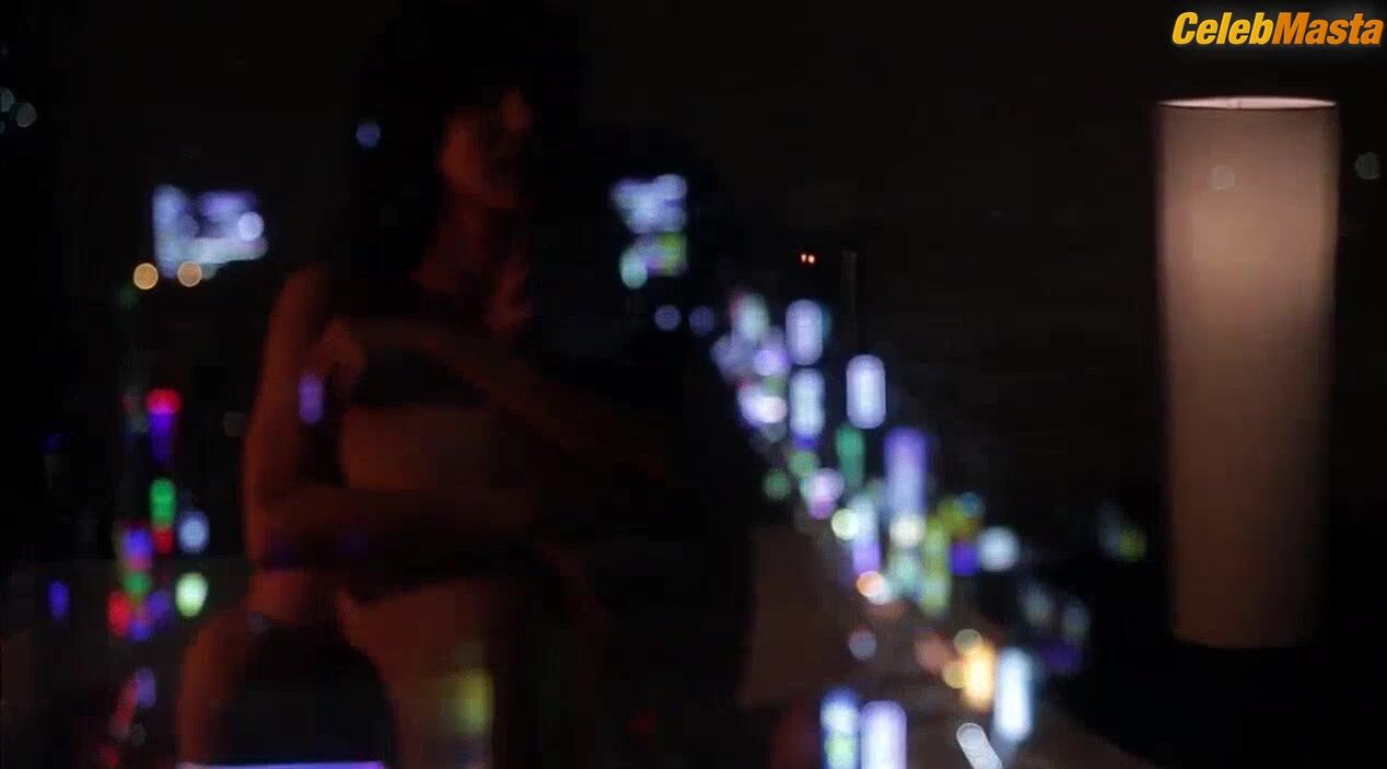 In-hye Oh Tits Scene From Secret Travel - Photo 1 of 5 photo 5